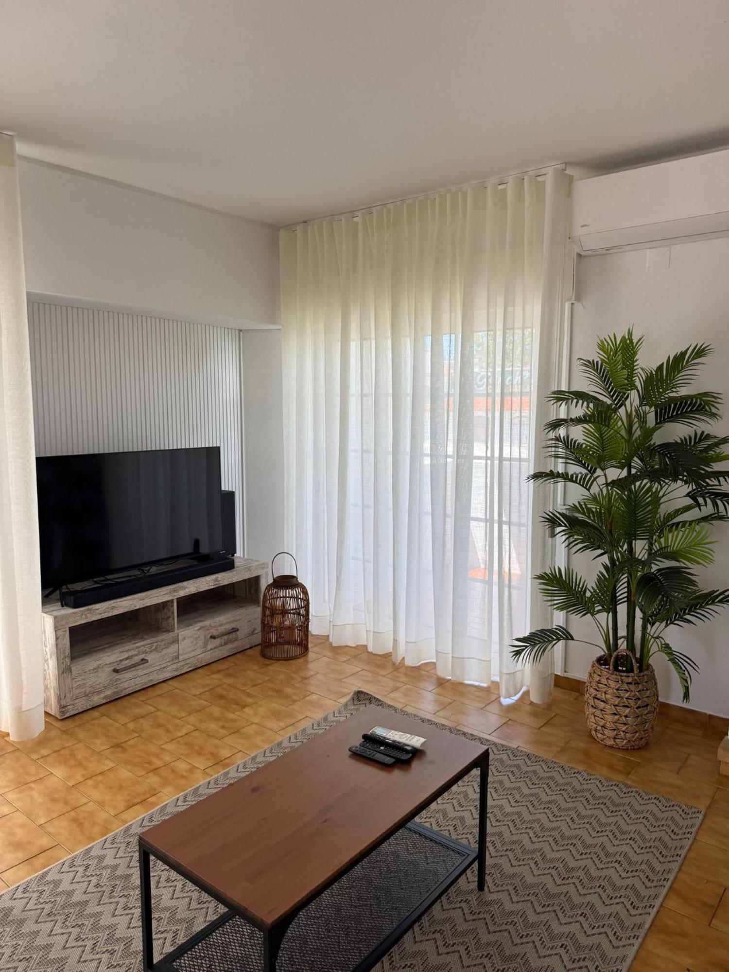 Cozy Apartment Oura Beach Албуфейра Екстериор снимка
